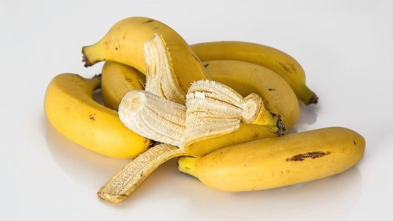 banana peels as fertilizer - potassium for plants