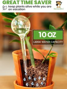 Self Watering Planter Insert System with Plastic Watering Bulbs